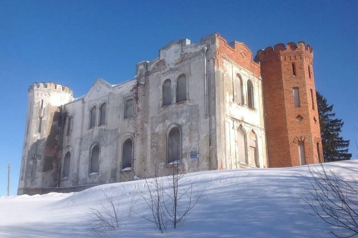 ЗИМНИЕ ЗАБАВЫ В УСАДЬБЕ ЭДНОУРОВЫХ
