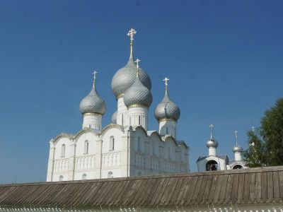 РОСТОВ ВЕЛИКИЙ: ФИНИФТЬ И МЕДОВЫЕ ТРАДИЦИИ